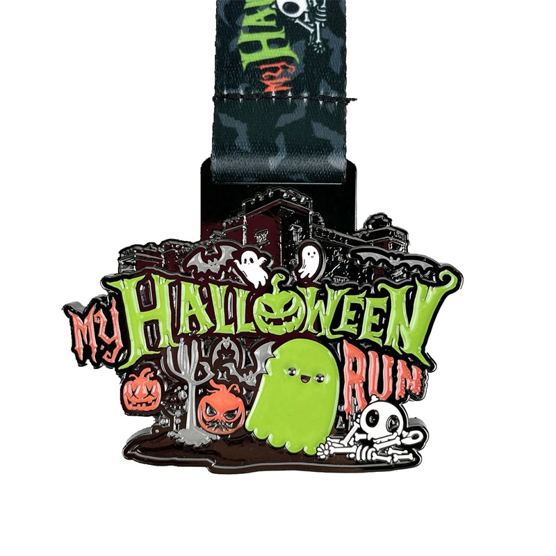 Unieke Holiday Run Medals 7/8-Inch Matte Black Metal Medal Halloween Luminous Night Medals